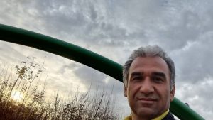 نادر موسوی